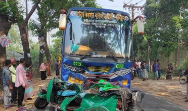 টাঙ্গাইলে বাস-অটোরিকশা সংঘর্ষে শিক্ষার্থীসহ নিহত ৪