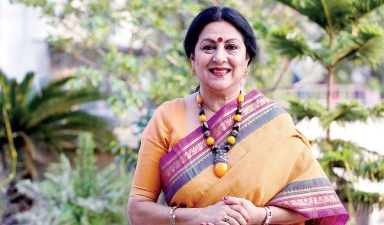 দোয়া চাইলেন পাপিয়া সারোয়ার