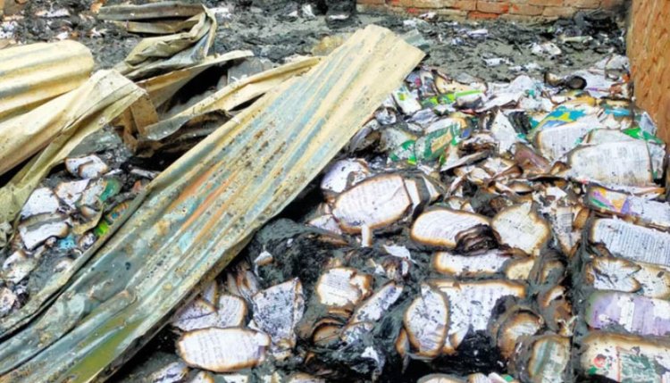 প্রতিপক্ষকে ফাঁসাতে বিদ্যালয়ে আগুন!