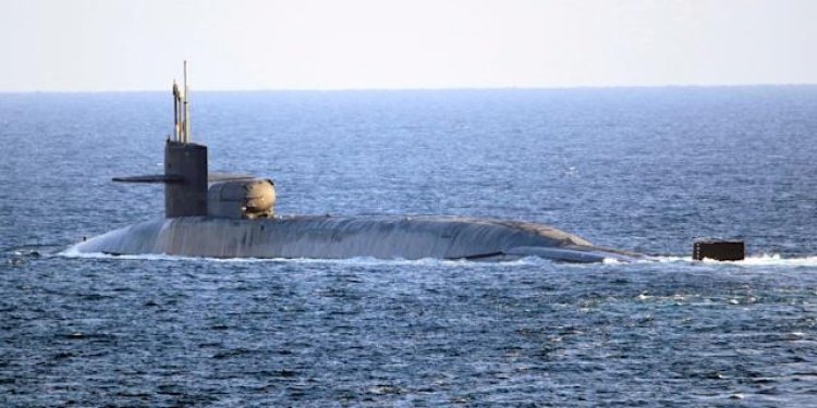 মধ্যপ্রাচ্যে গাইডেড মিসাইল সাবমেরিন পাঠাচ্ছে যুক্তরাষ্ট্র