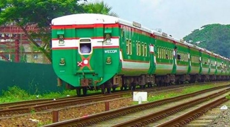 চট্টগ্রামগামী ঈদের প্রথম ট্রেন ‘সোনার বাংলা’র যাত্রা বাতিল