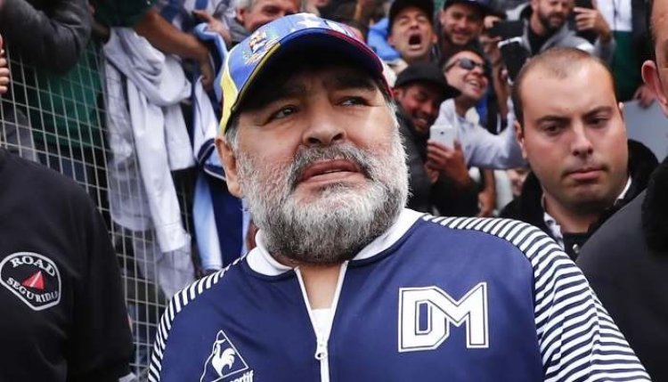 ম্যারাডোনার মৃত্যুতে অভিযুক্ত ৮ জনের বিচার শুরুর নির্দেশ