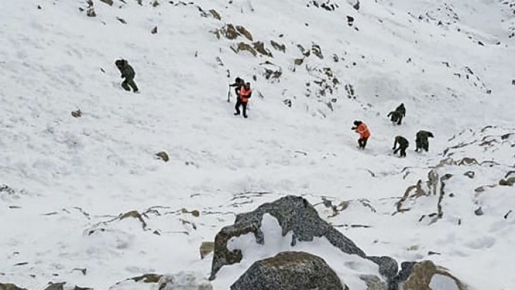 এপ্রিল-শেষেও কাশ্মির-হিমাচল-উত্তরাখণ্ডে প্রবল তুষারপাত