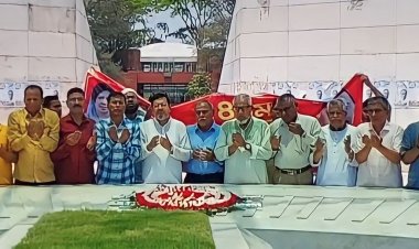 শ্রমিক দলের ৪৪ তম প্রতিষ্ঠাবার্ষিকী উপলক্ষে জিয়ার মাজারে নেতাদের শ্রদ্ধা 