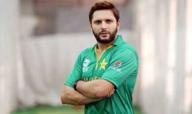 জোড়া লক্ষ্য আফ্রিদির