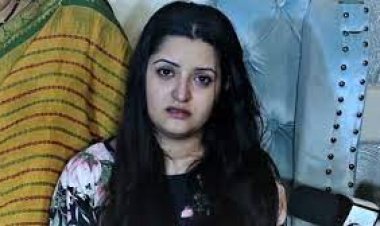 মাদক মামলা স্থগিত চেয়ে পরীমনির আবেদন