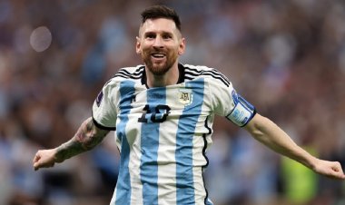 সৌদি আরবেই যাচ্ছেন মেসি, ‘বিশাল অংকের চুক্তি’ সই!