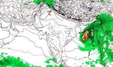 ধেয়ে আসছে ঘূর্ণিঝড় মোখা