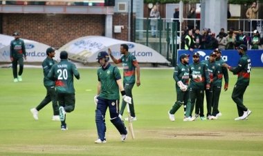 ৩২০ রানের টার্গেটে বাংলাদেশ