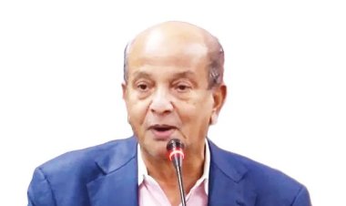 বাজারে কাঁদছে মানুষ, প্রতিমন্ত্রীর বক্তব্যে তোলপাড়