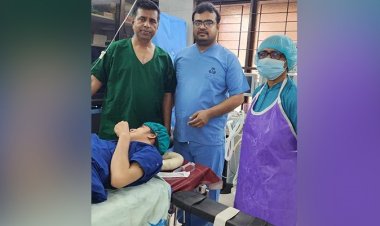 খুলনা মেডিক্যালে সার্জারির মাধ্যমে ছেলেকে মেয়েতে রূপান্তর!