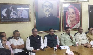 প্রধানমন্ত্রী ঘূর্ণিঝড় পরিস্থিতি সরাসরি মনিটরিং করছেন : কাদের