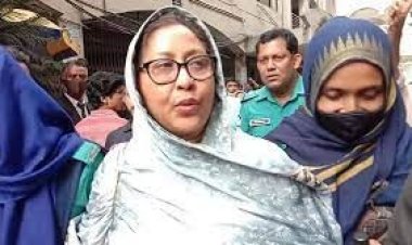 প্রধানমন্ত্রীকে কটূক্তি মহিলা দলের সম্পাদক সুলতানার বিরুদ্ধে প্রতিবেদন পেছাল