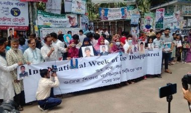 জোট বেধে সরকারের পতন নিশ্চিত করতে হবে: মান্না