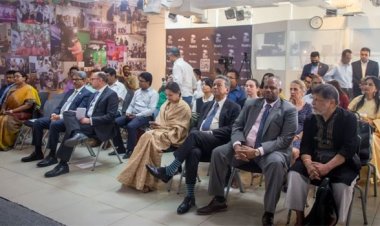 সুষ্ঠু নির্বাচন সমর্থনকারীদের নতুন ভিসা নিয়ে ভয়ের কিছু নেই : পিটার হাস