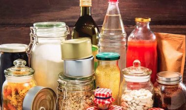 দীর্ঘদিন ঘরে থাকলেও নষ্ট হয়ে যাওয়ার ভয় নেই যেসব খাবার