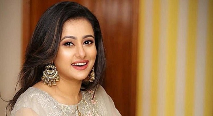 ভাইরাল হওয়ার দিক থেকে পিছিয়ে আছি: পূর্ণিমা