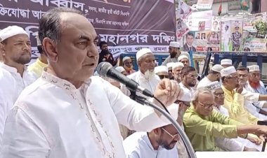 লুটপাট করে দেশকে ফোকলা বানিয়েছে সরকার: আব্বাস