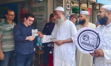 খুলনায় শান্তি প্রতিষ্ঠায় হাতপাখায় ভোট দিন: আব্দুল আউয়াল