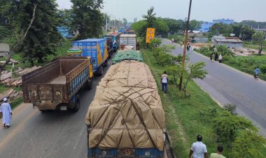 ২ ঘণ্টা পর ঢাকা-চট্টগ্রাম মহাসড়কে যান চলাচল শুরু