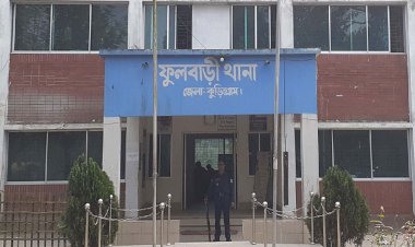 নিজের ট্রাক্টরের নিচে চাপা পড়ে চালকের মৃত্যু