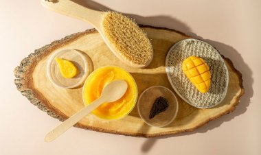 আম দিয়ে রূপচর্চা করার ঘরোয়া উপায়