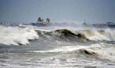 ঘূর্ণিঝড় বিপর্যয় : ৩ রাজ্য ও লাক্ষাদ্বীপে সতর্কতা জারি ভারতের