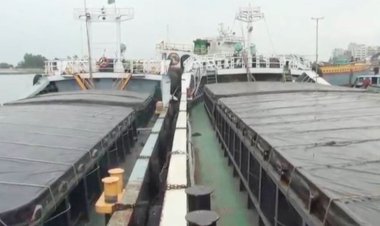 আশুগঞ্জে নৌযান শ্রমিকদের অনির্দিষ্টকালের ধর্মঘট