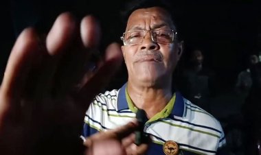 কক্সবাজারে রাতে টাকা বিতরণের সময় হাতেনাতে ধরা পড়লেন মেয়রপ্রার্থীর সমর্থক