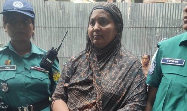 রাজশাহীতে ভোট কেন্দ্রে প্রভাবিত করায় নারী গ্রেপ্তার