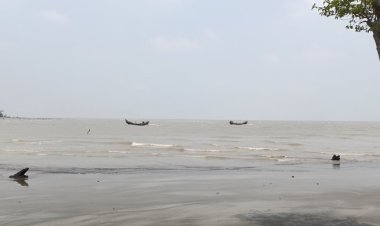 নানাবাড়ি বেড়াতে এসে কুয়াকাটা সৈকতে গোসলে নেমে কিশোর নিখোঁজ