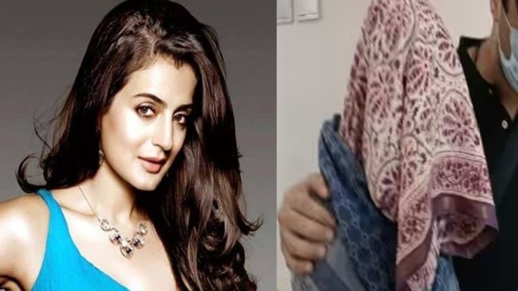 অবশেষ মুখ খুললেন আমিশা প্যাটেল