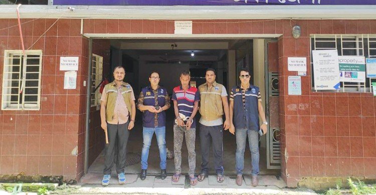 সিগারেটের সূত্র ধরে হত্যা রহস্য উদঘাটন করলো পিবিআই