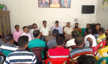কেশবপুরে আজাদের ঈদ শুভেচ্ছা বিনিময়