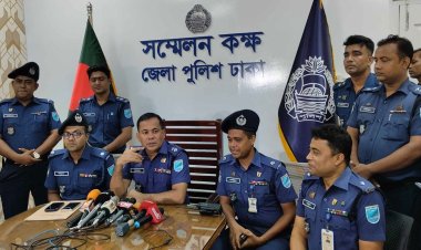 নির্জন এলাকার ফ্যাক্টরি টার্গেট করে ডাকাতি, ৮ সদস্য গ্রেপ্তার