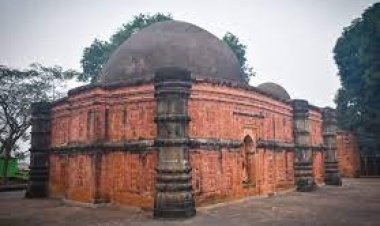 ইসলামী স্থাপত্যের ঐতিহাসিক নিদর্শন ঘোড়াঘাটের সুরা মসজিদ