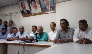 প্রধানমন্ত্রীর নির্দেশে সহিংসতা ও সন্ত্রাসকে উস্কে দিচ্ছে স্বরাষ্ট্রমন্ত্রী:রিজভী