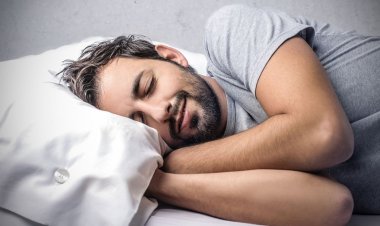 রাতে গভীর ঘুম আসবে যে ৫ খাবারে