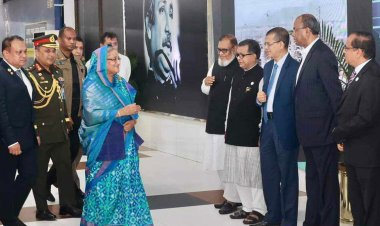 দেশে পৌঁছেছেন প্রধানমন্ত্রী