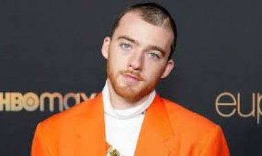  বাবার মৃত্যু শোকে না ফেরার দেশে অভিনেতাও!