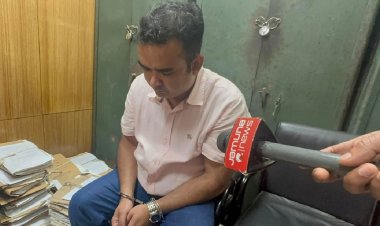 ফাইল গায়েব করে সম্পদের পাহাড়