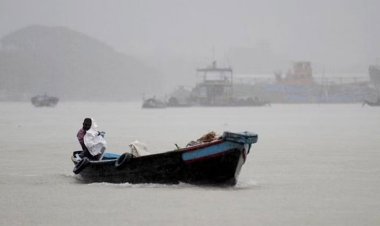 ১৯ অঞ্চলে ঝোড়ো বৃষ্টির আভাস