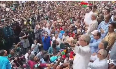 গণতন্ত্র পুনরুদ্ধারে দেশের ১৮ কোটি মানুষ আজ ঐক্যবদ্ধ : মির্জা ফখরুল