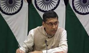 বাংলাদেশে সেনা হস্তক্ষেপের জল্পনা নিয়ে মন্তব্য করবো না: ভারত