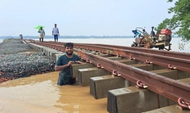 কক্সবাজার রেললাইন: ১৮ হাজার কোটি টাকার প্রকল্প পানিতে ডুবল কেন?