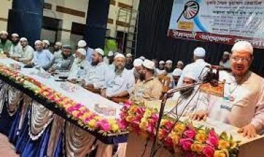 ধোকা দিয়ে বোকা বানানোর দিন শেষ: চরমোনাই পীর