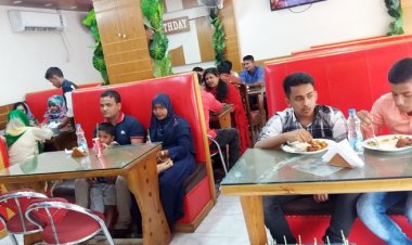 হোটেল-রেস্তোরাঁ শিল্প ঘোষণার পরও বিধিমালা নিয়ে গড়িমসি