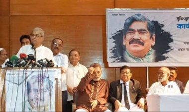 সরকার জঙ্গি নাটক করে পশ্চিমা ও ভারতকে দেখাতে চায় : মির্জা ফখরুল