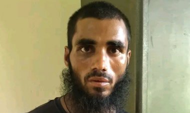 গরু নিয়ে ঝগড়ার সময় বড় বোনকে কুপিয়ে হত্যা