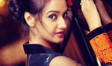 শুটিং সেটে পরিচালকের হয়রানিতে মুখ খুললেন অভিনেত্রী